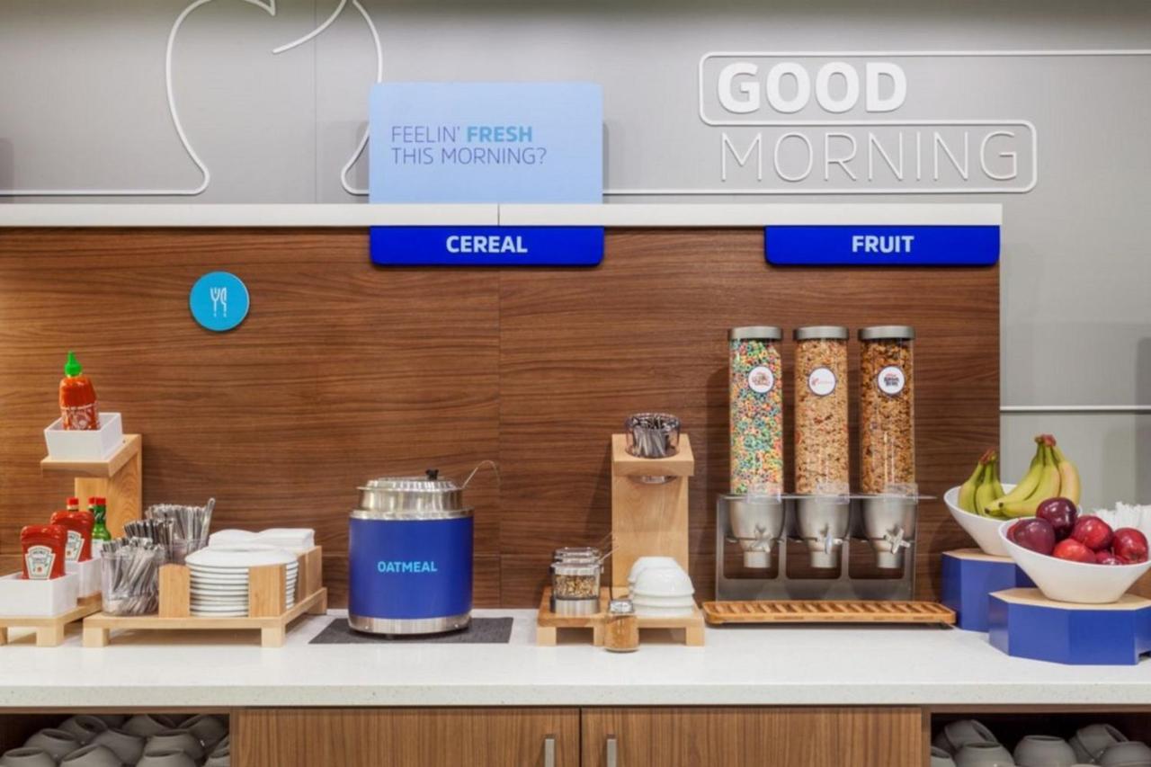 Holiday Inn Express & Suites - Bullhead City By Ihg Luaran gambar