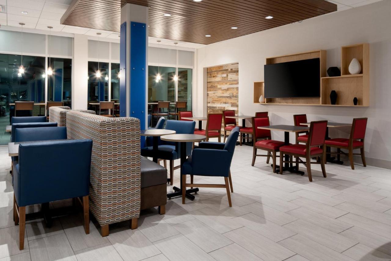 Holiday Inn Express & Suites - Bullhead City By Ihg Luaran gambar