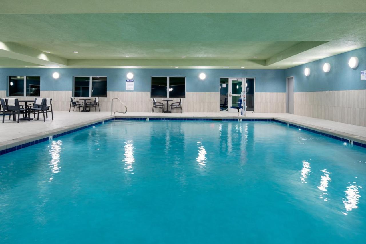 Holiday Inn Express & Suites - Bullhead City By Ihg Luaran gambar