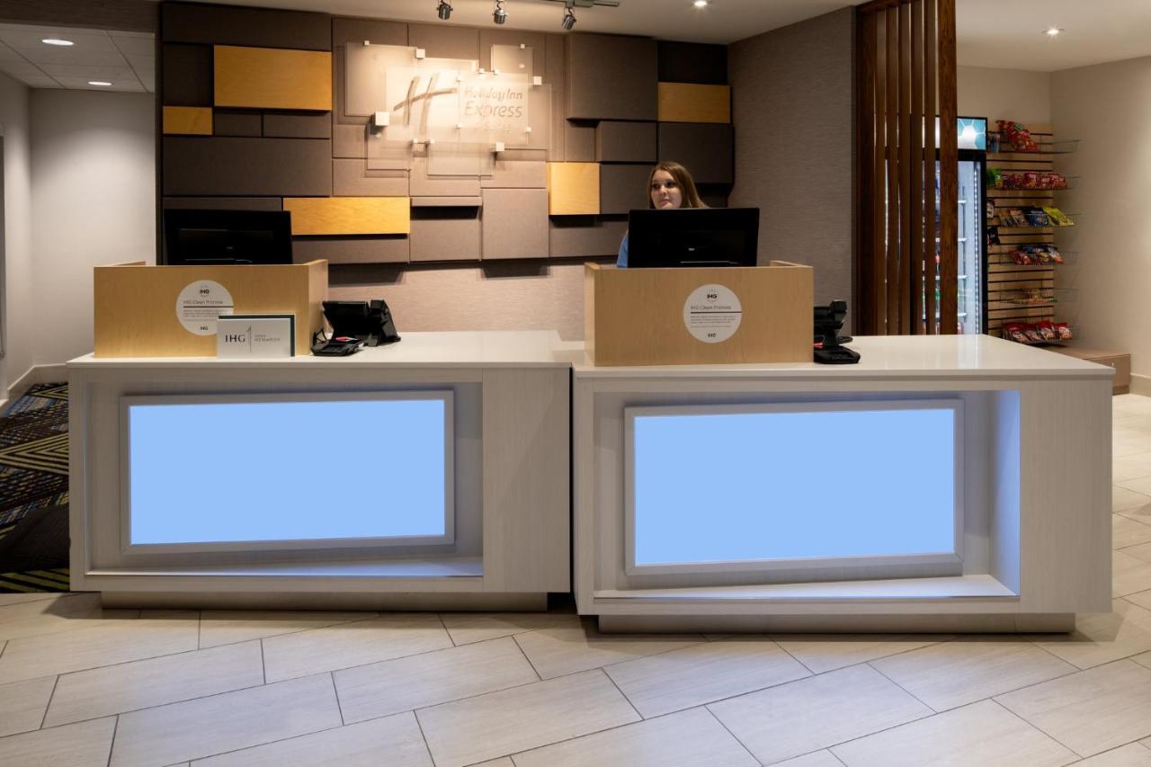 Holiday Inn Express & Suites - Bullhead City By Ihg Luaran gambar